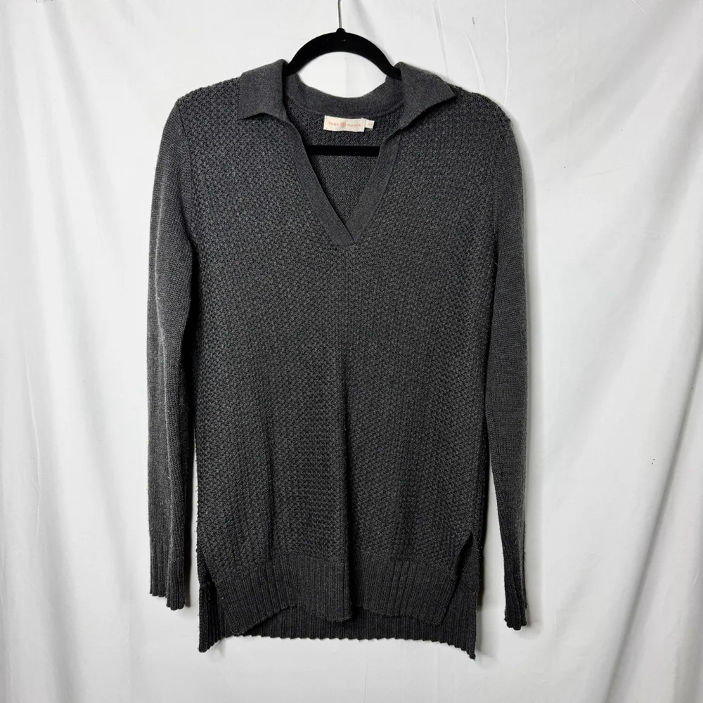 Tory Burch Gray Knit V-Neck Sweater Size Small